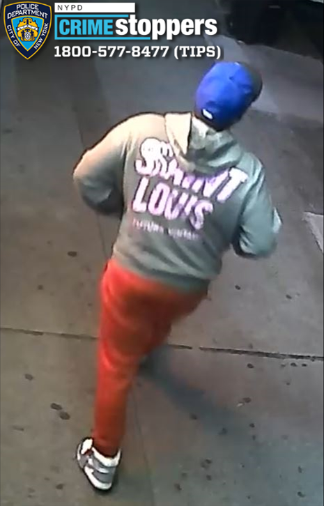 Man shot in lower back at Bronx intersection, suspect fled on foot