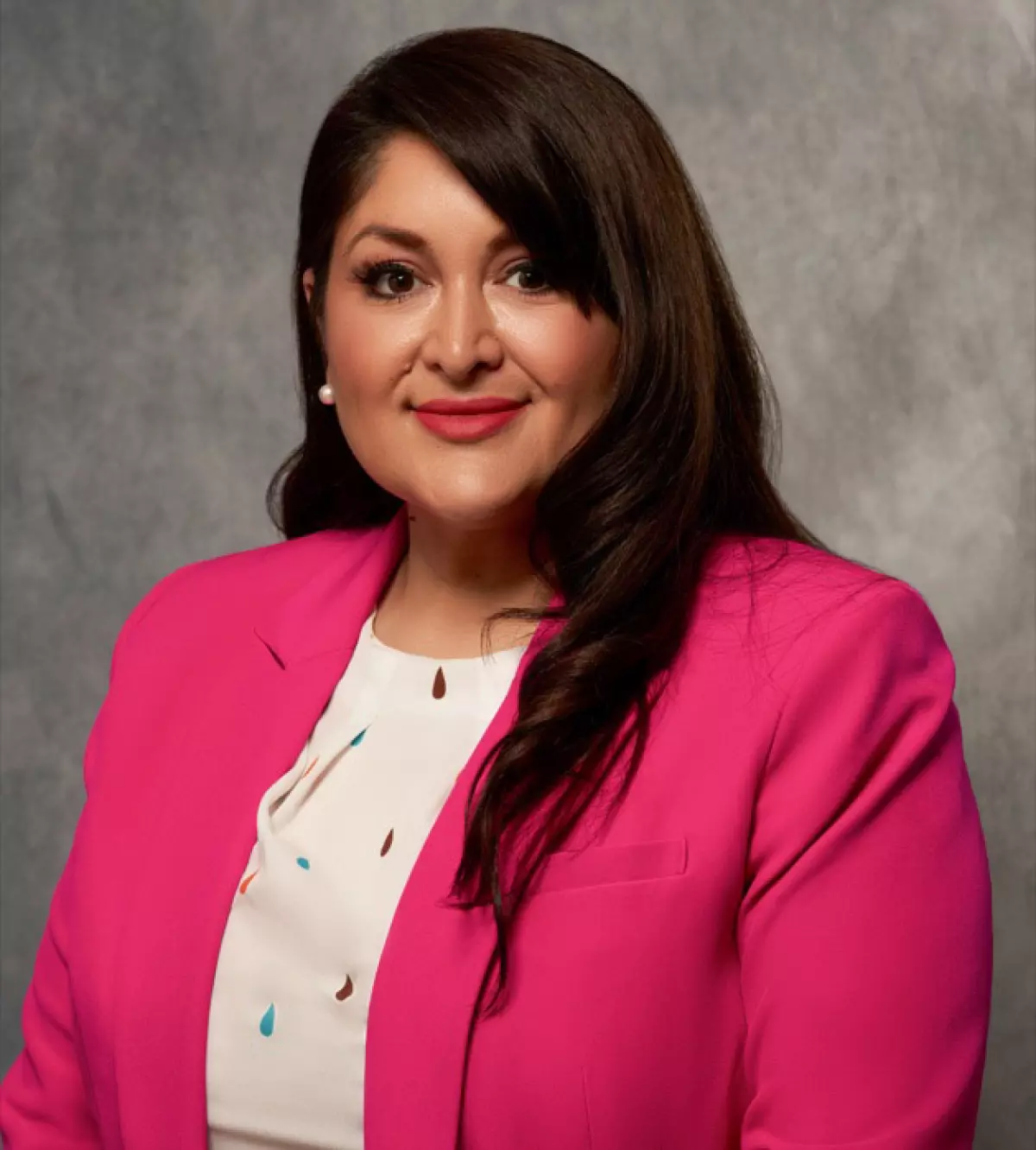 Los Angeles County politician calls for gangs and “Cholos” to defend neighborhoods against ICE raids