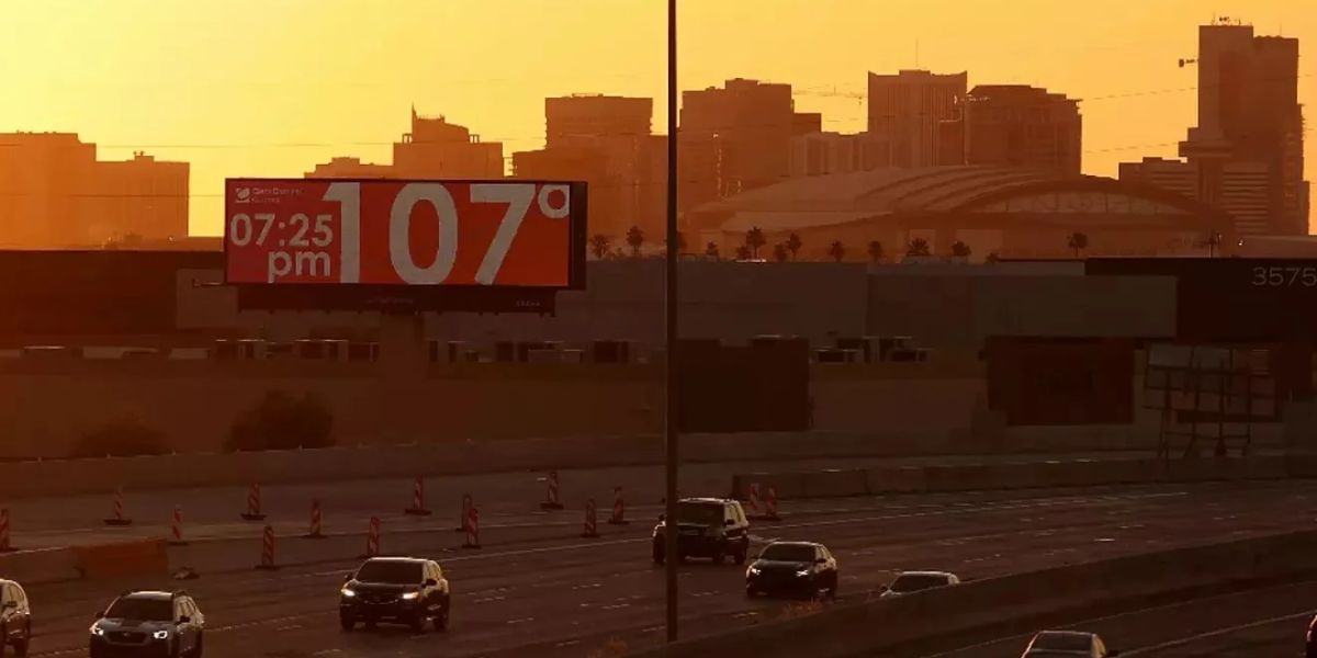 Dry Air Moving into Arizona, Weekend Temperatures Near 110 Degrees